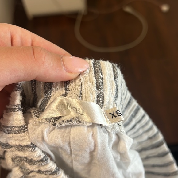 LF shorts - Picture 3 of 3